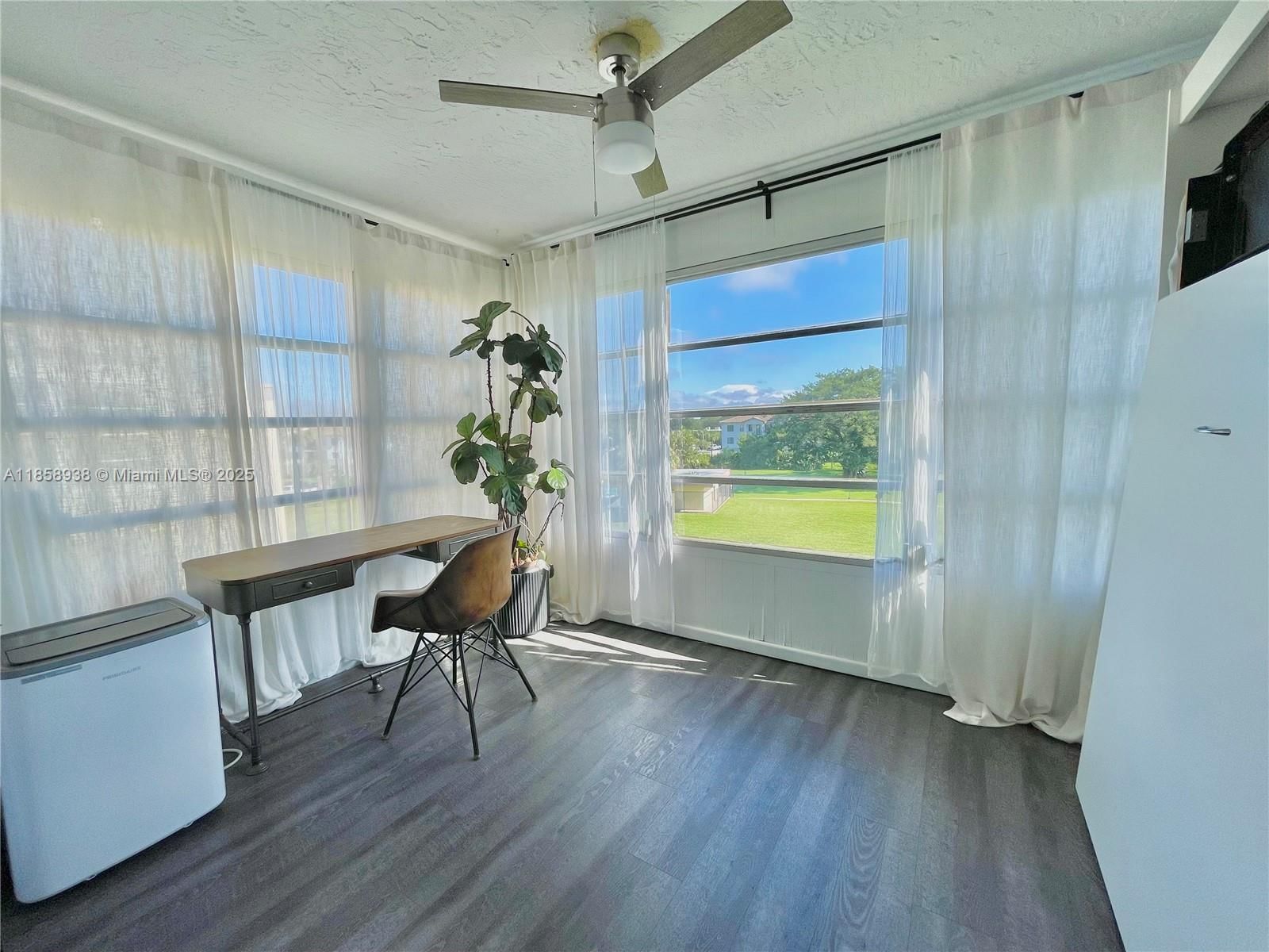 Real estate property located at 9355 8th St #416, Palm Beach, Isle Of Sandalfoot Condo, Boca Raton, FL