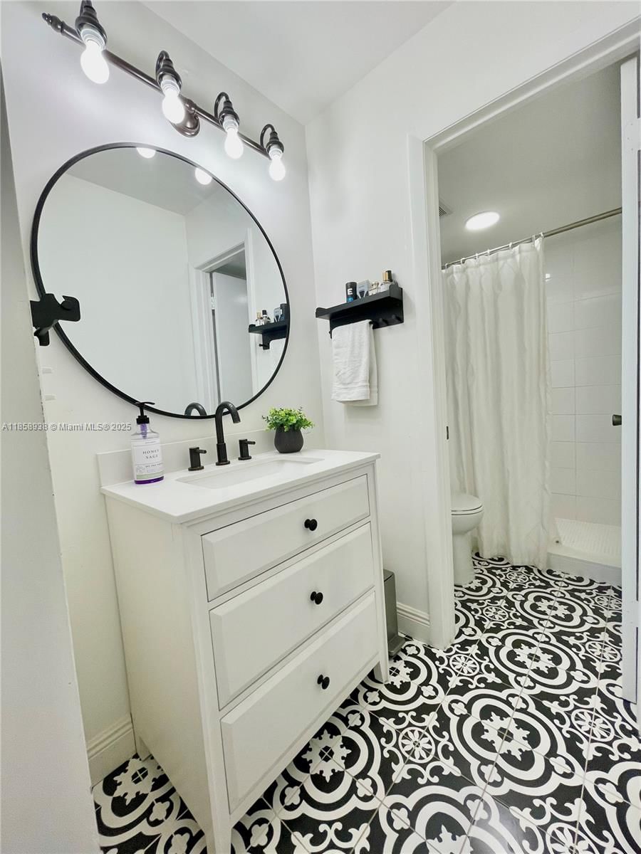 Real estate property located at 9355 8th St #416, Palm Beach, Isle Of Sandalfoot Condo, Boca Raton, FL