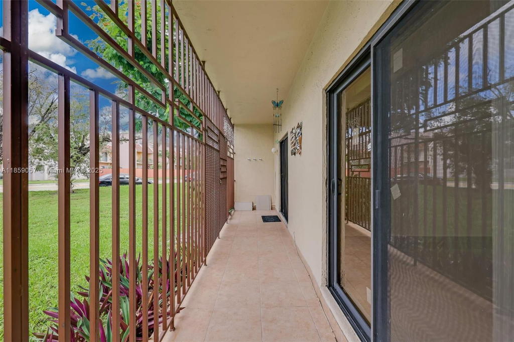 Real estate property located at 1001 105th Ave #103, Miami-dade, Tamiami Village Condo, Miami, FL