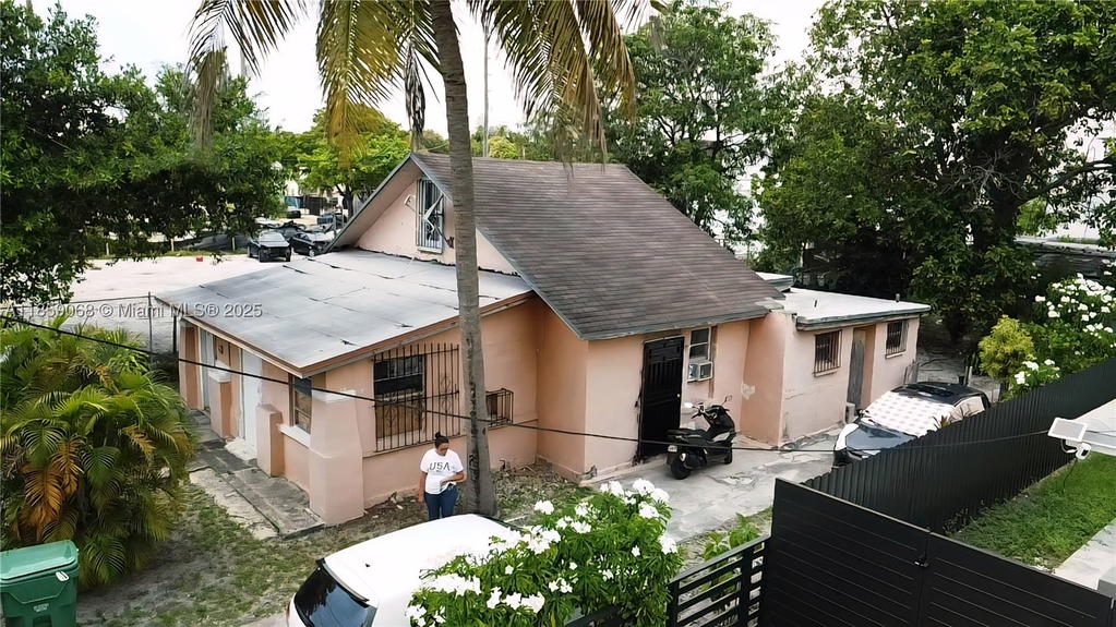 Real estate property located at 683 30th St, Miami-dade, Northern Blvd Track, Miami, FL