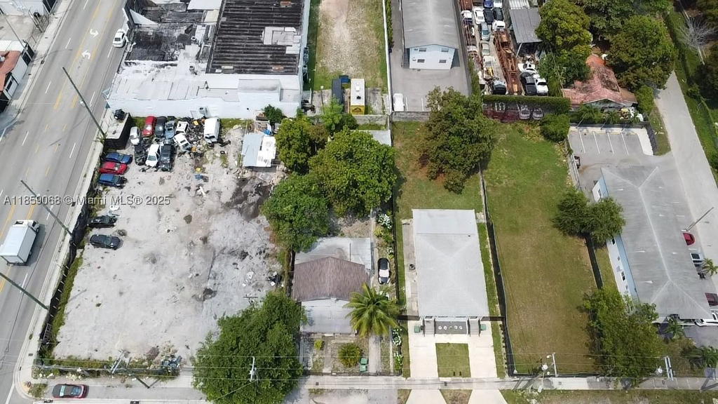 Real estate property located at 683 30th St, Miami-dade, Northern Blvd Track, Miami, FL