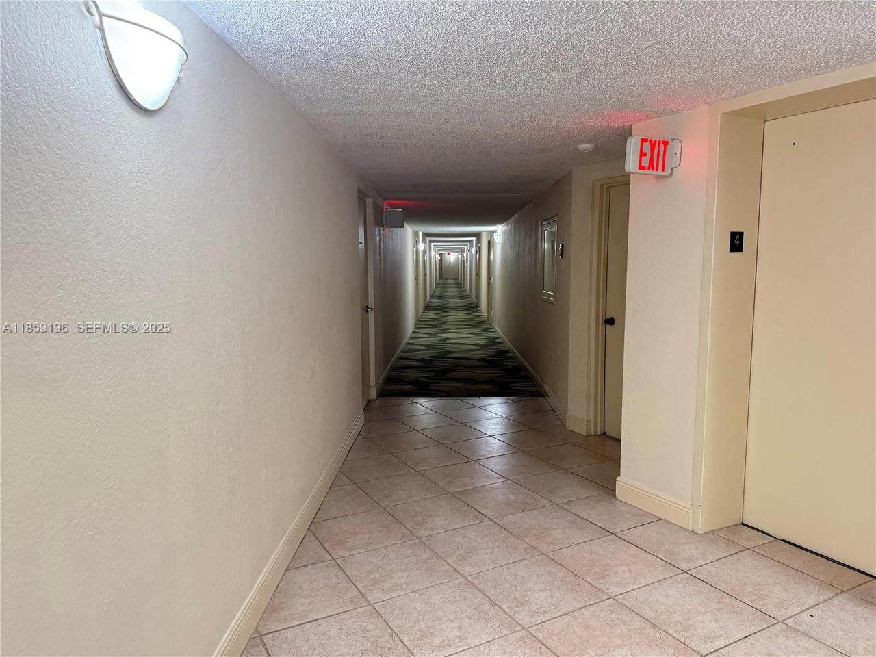 Real estate property located at 800 Parkview Dr #405, Broward, Oceanview Park Condo, Hallandale Beach, FL