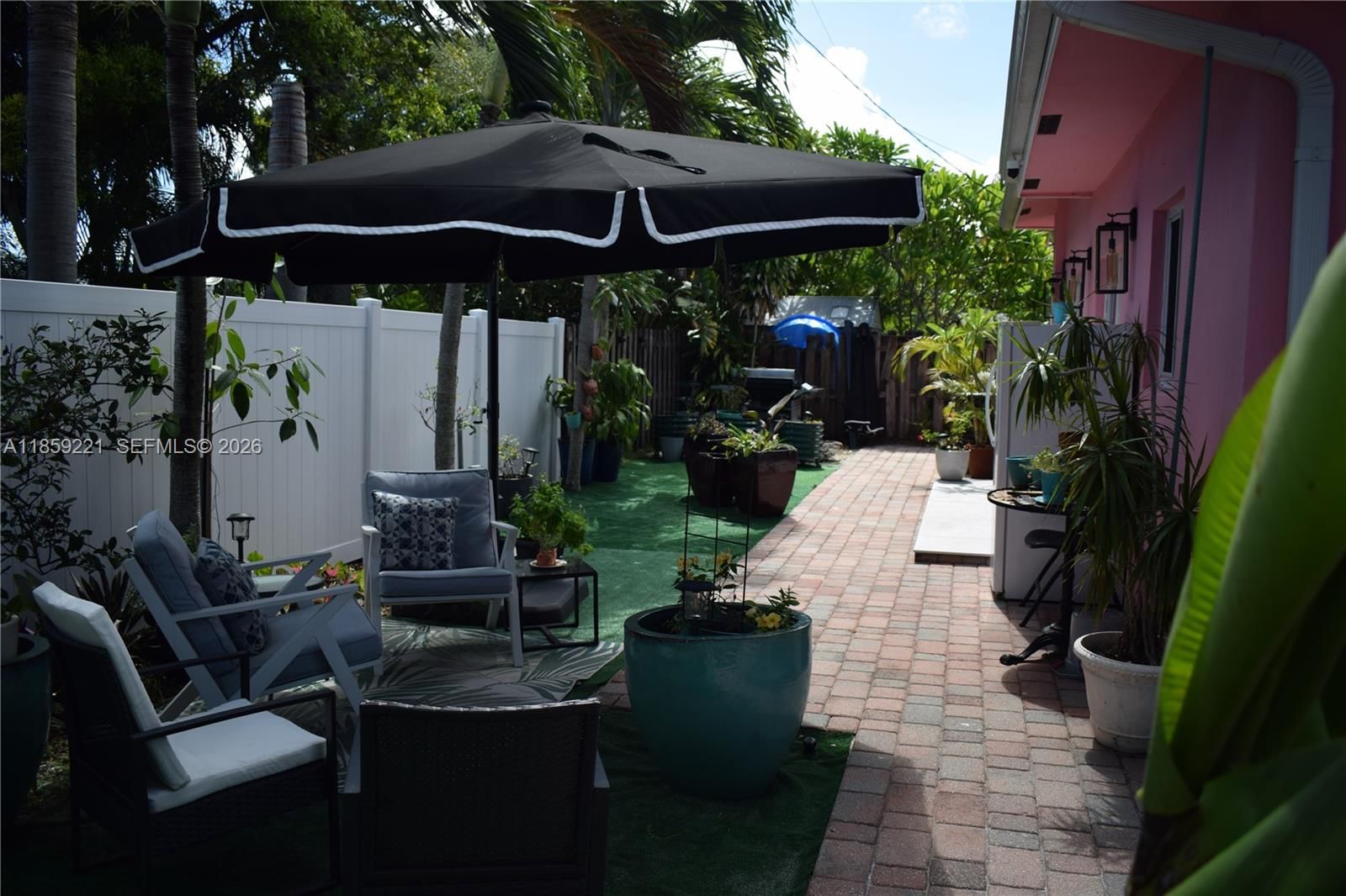 Real estate property located at 524 27th Dr, Broward, Tropical Manors, Wilton Manors, FL