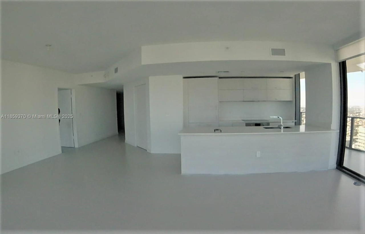 Real estate property located at 1300 Miami Ave #4601, Miami-dade, 1300 S Miami Avenue Condo, Miami, FL