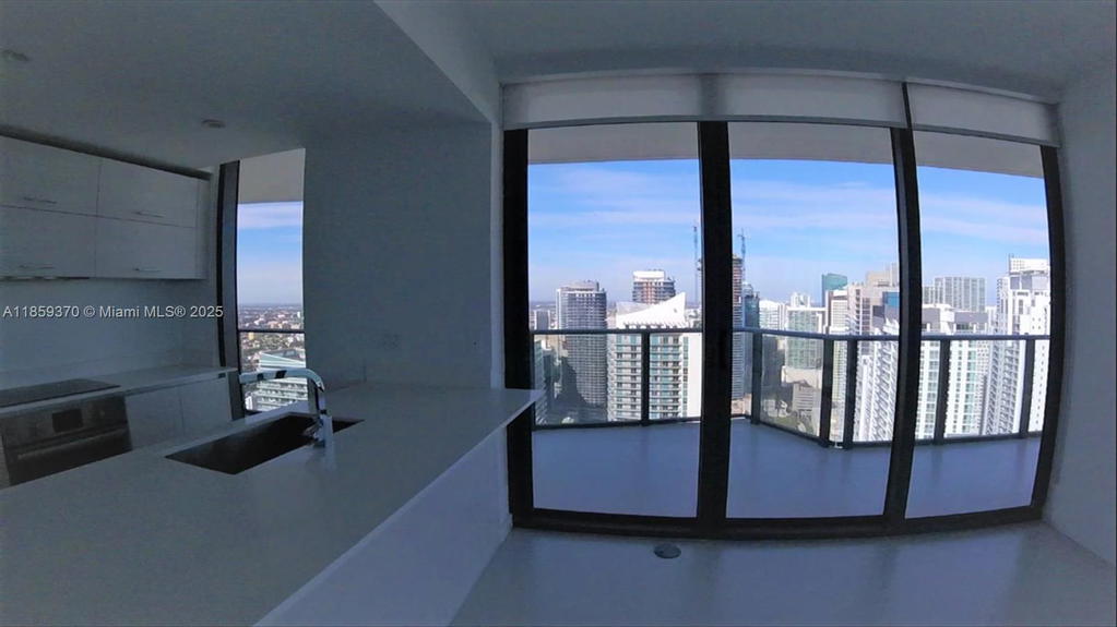 Real estate property located at 1300 Miami Ave #4601, Miami-dade, 1300 S Miami Avenue Condo, Miami, FL