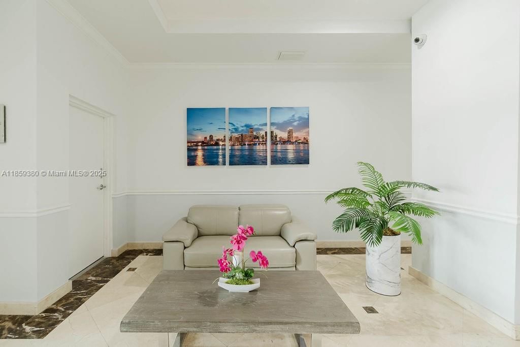 Real estate property located at 60 37th Ave #405, Miami-dade, Douglas Place Condo, Miami, FL