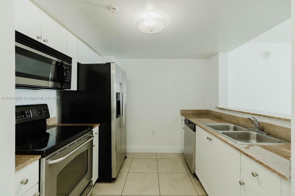 Real estate property located at 60 37th Ave #405, Miami-dade, Douglas Place Condo, Miami, FL