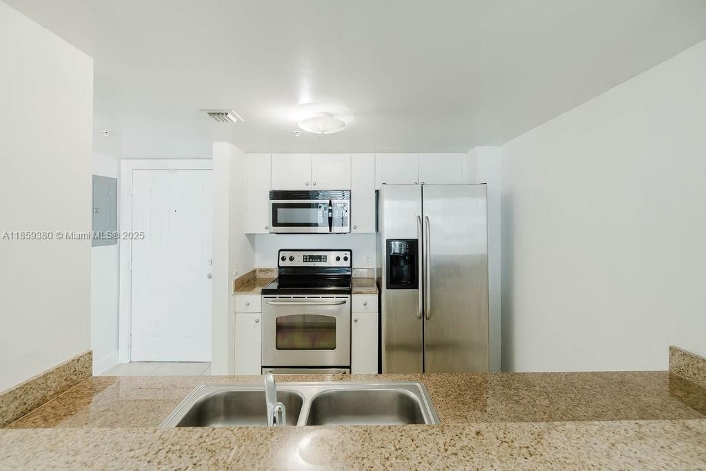 Real estate property located at 60 37th Ave #405, Miami-dade, Douglas Place Condo, Miami, FL