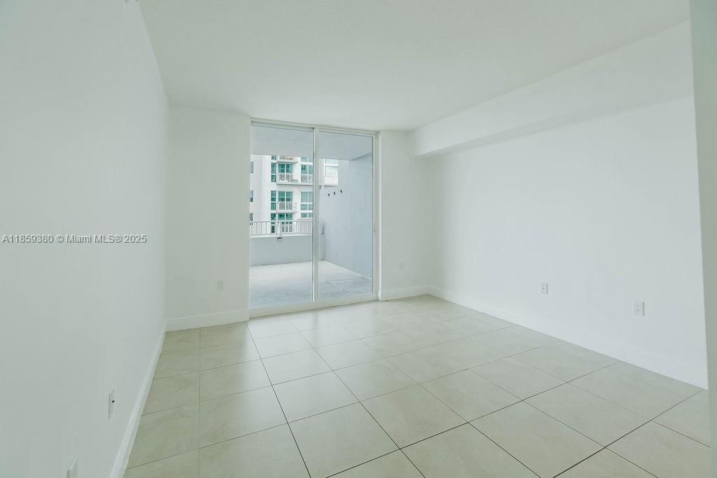 Real estate property located at 60 37th Ave #405, Miami-dade, Douglas Place Condo, Miami, FL