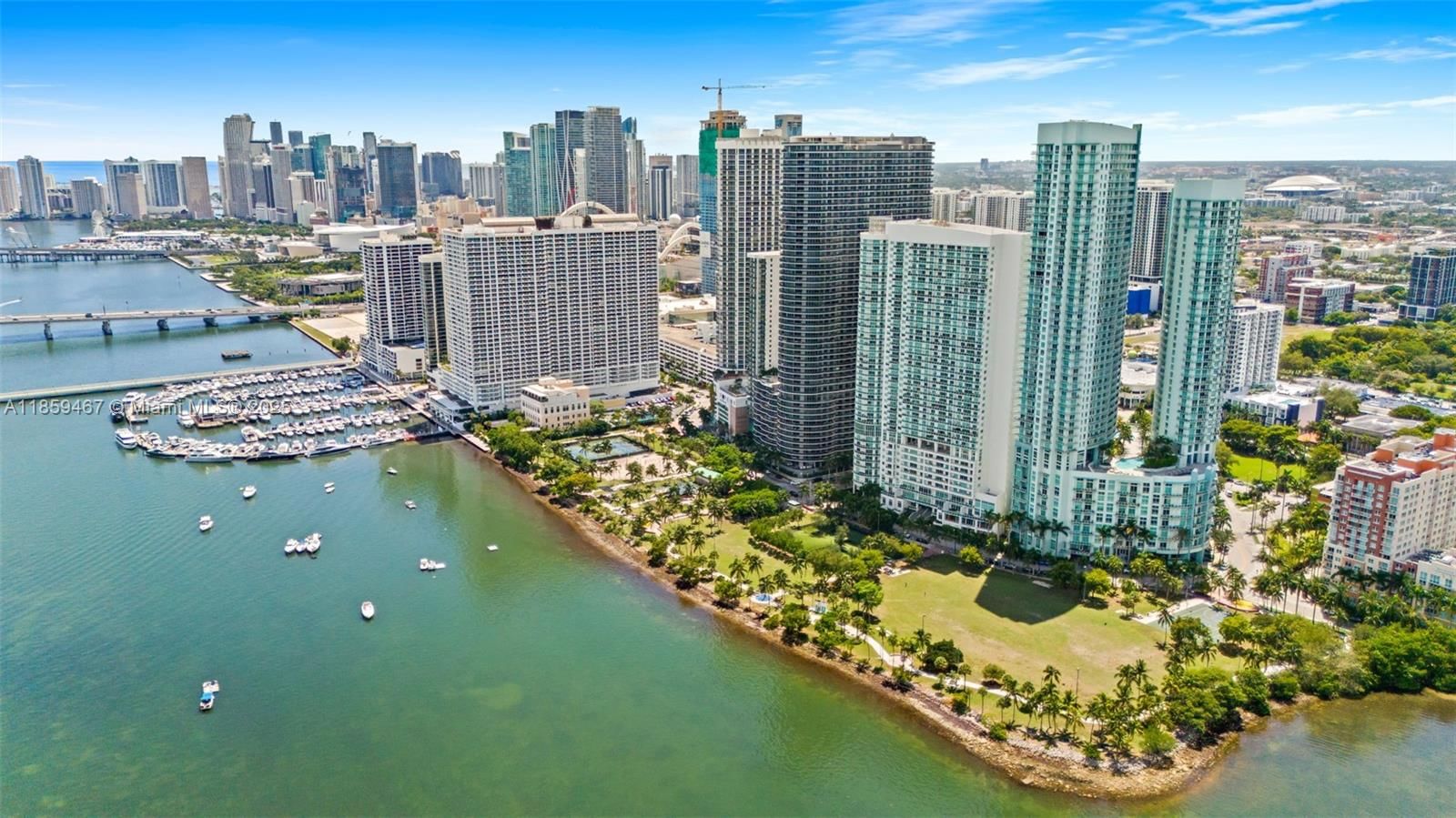 Real estate property located at 1800 Bayshore Dr #3704, Miami-dade, 1800 Club Condo, Miami, FL