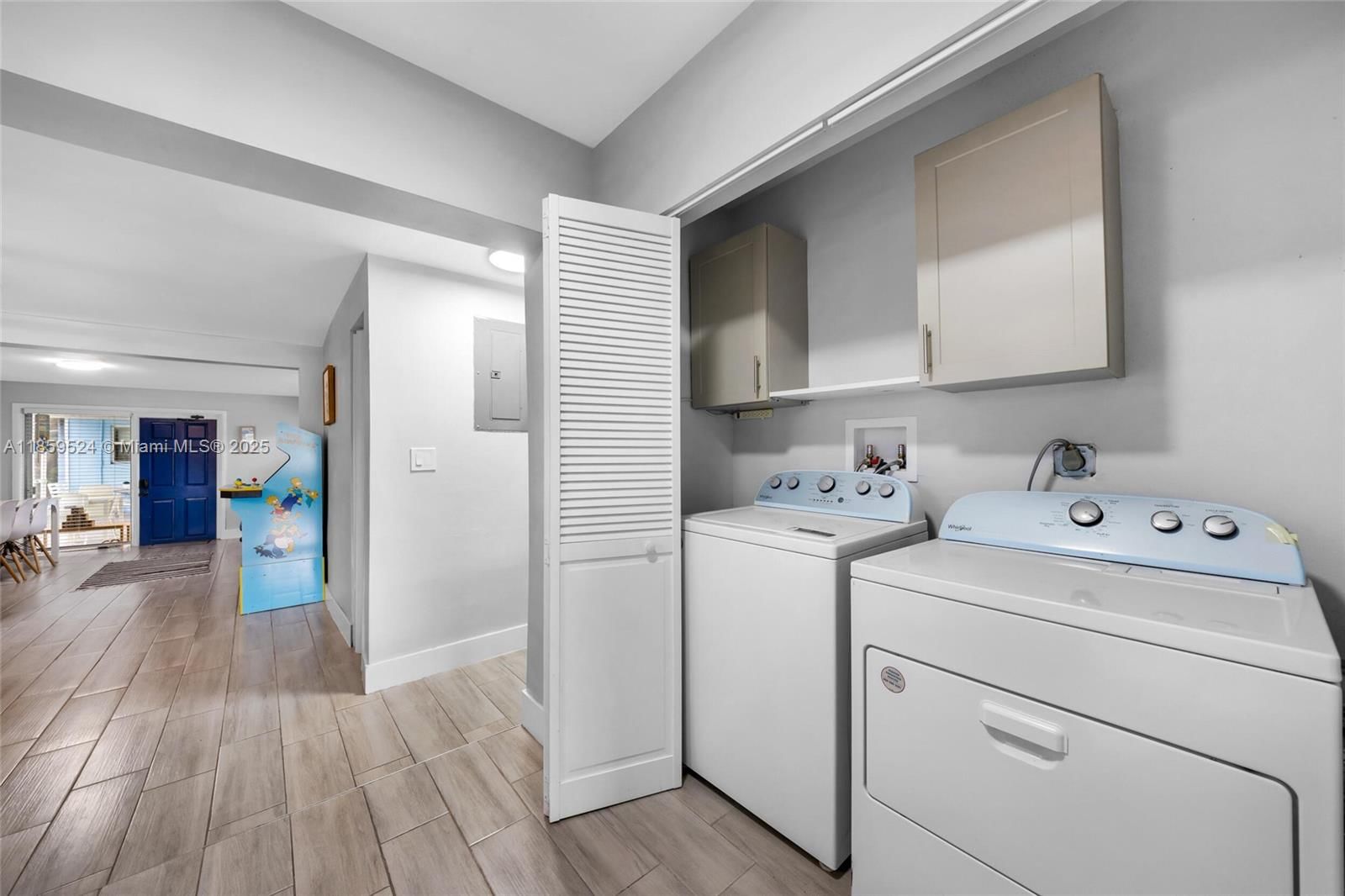Real estate property located at 817 12th St, Broward, Vinik No 2, Fort Lauderdale, FL