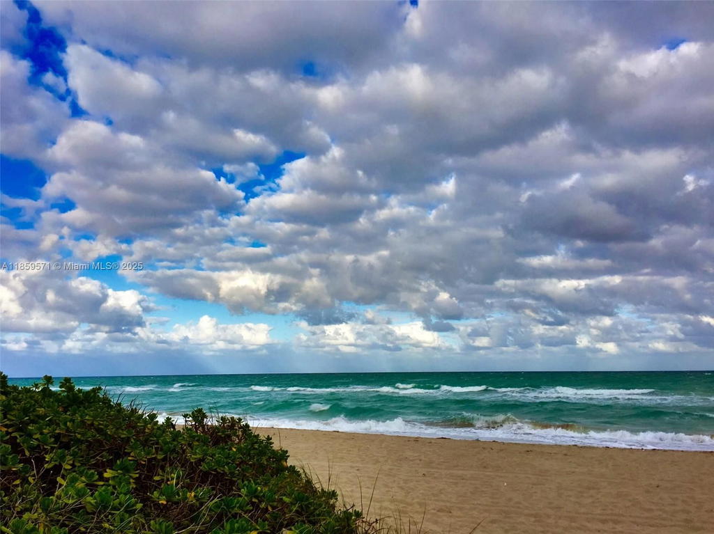 Real estate property located at 1965 Ocean Dr #10H, Broward, Hemispheres Condo, Hallandale Beach, FL