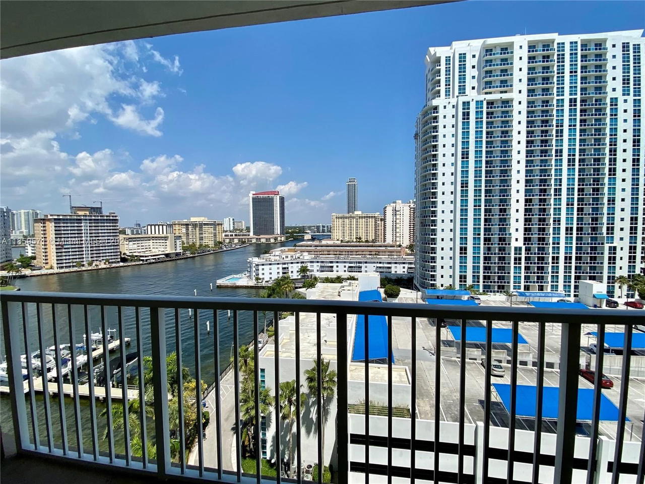Real estate property located at 1965 Ocean Dr #10H, Broward, Hemispheres Condo, Hallandale Beach, FL