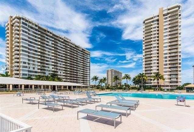 Real estate property located at 1965 Ocean Dr #10H, Broward, Hemispheres Condo, Hallandale Beach, FL