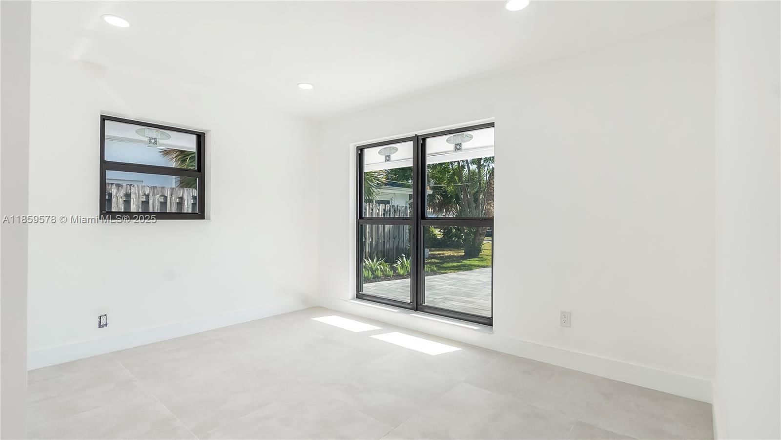 Real estate property located at 2417 18th Ave, Broward, Middle River Manor, Wilton Manors, FL
