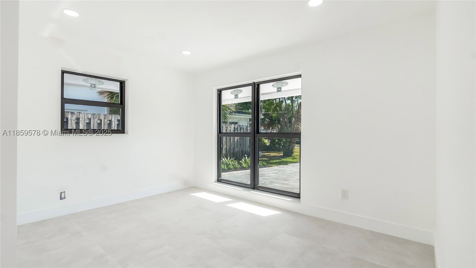 Real estate property located at 2417 18th Ave, Broward, Middle River Manor, Wilton Manors, FL