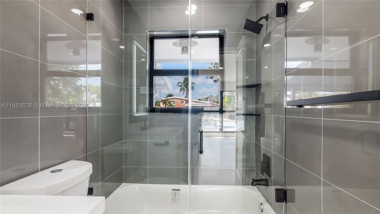 Real estate property located at 2417 18th Ave, Broward, Middle River Manor, Wilton Manors, FL