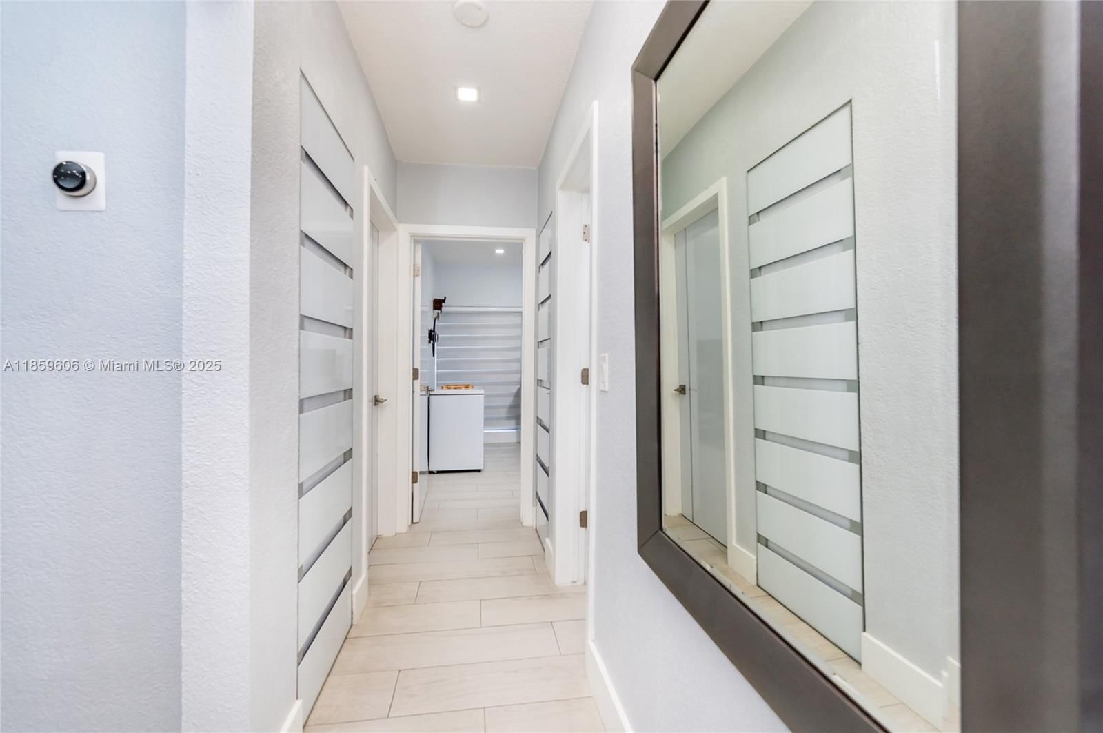 Real estate property located at 6704 Crooked Palm Ter, Miami-dade, Miami Lakes Lake Hilda To, Miami Lakes, FL