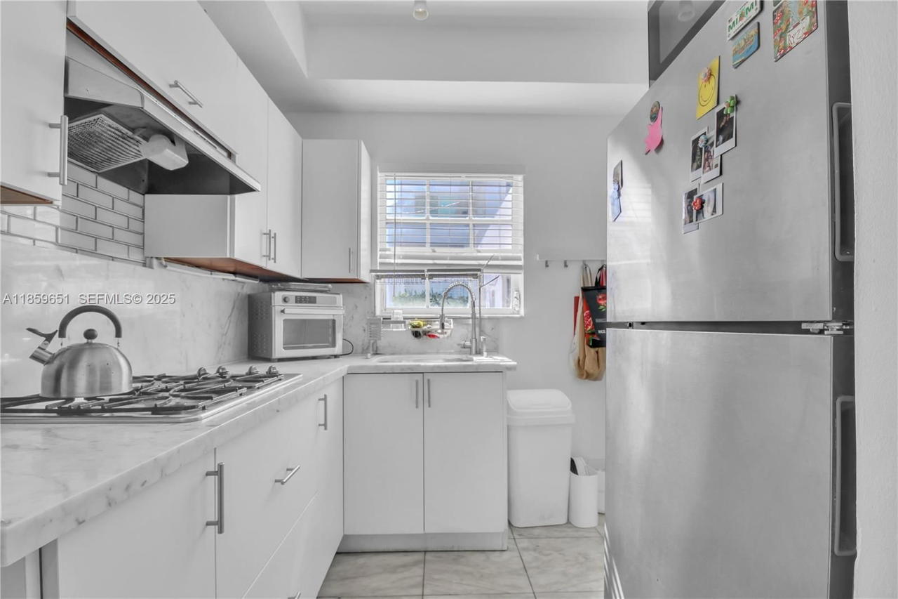Real estate property located at 830 10th St #1, Miami-dade, The Lorena Condo, Miami Beach, FL