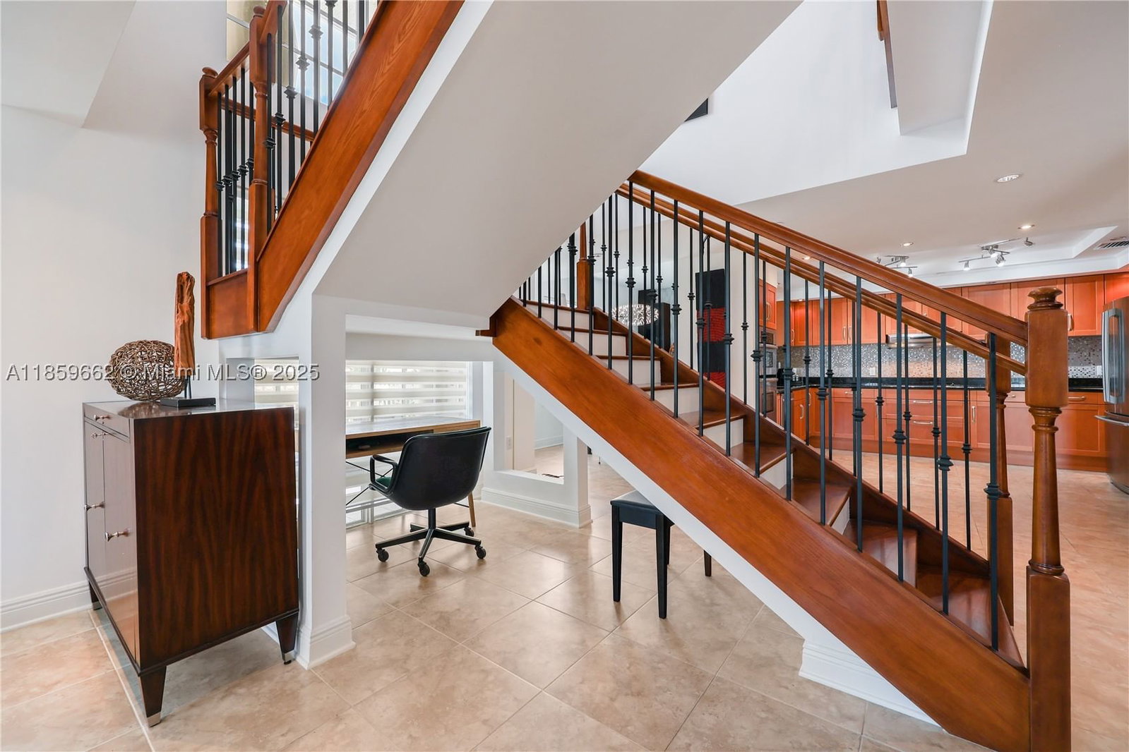 Real estate property located at 110 Hendricks Isle #13, Broward, Terraces Of The Isle Cond, Fort Lauderdale, FL