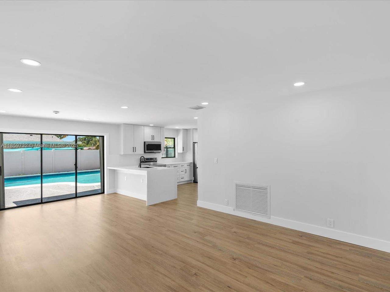 Real estate property located at 3170 69th St, Broward, Palm Aire Village 2nd Sec, Fort Lauderdale, FL