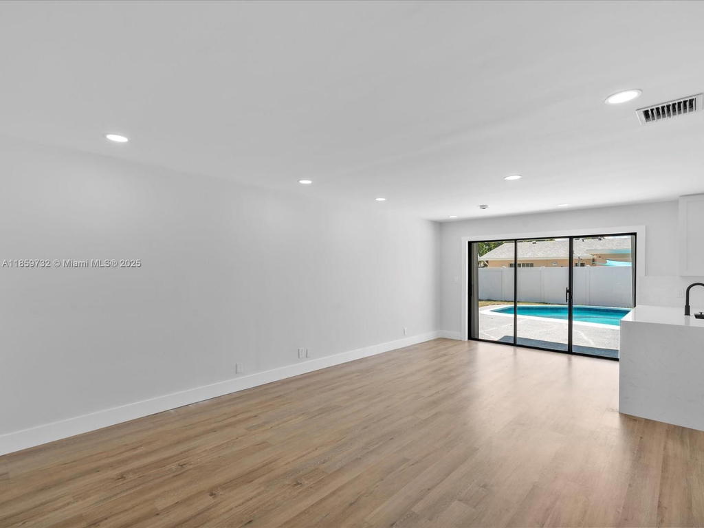 Real estate property located at 3170 69th St, Broward, Palm Aire Village 2nd Sec, Fort Lauderdale, FL