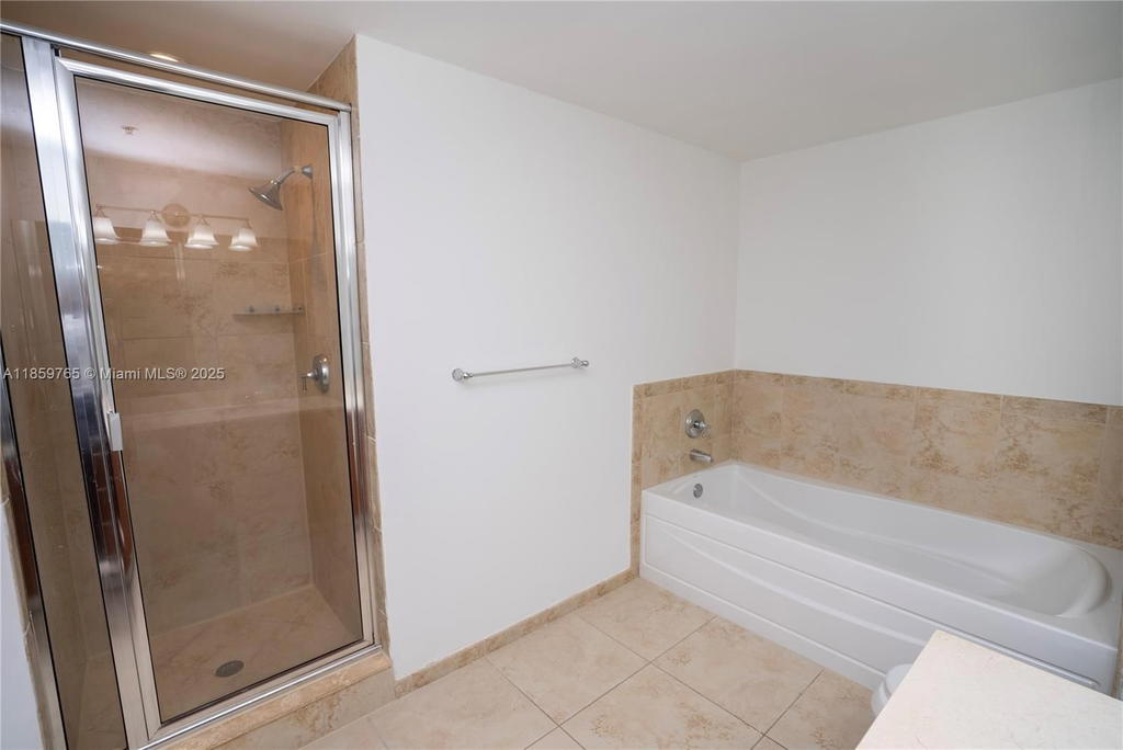 Real estate property located at 1300 Ponce De Leon Blvd #709, Miami-dade, 1300 Ponce Condo, Coral Gables, FL