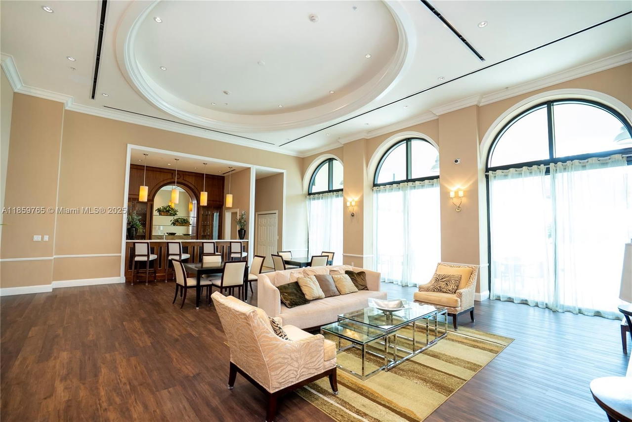 Real estate property located at 1300 Ponce De Leon Blvd #709, Miami-dade, 1300 Ponce Condo, Coral Gables, FL