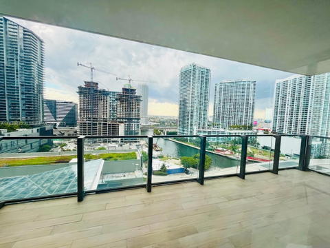 Real estate property located at 68 6th St #1212, Miami-dade, Reach Condo, Miami, FL