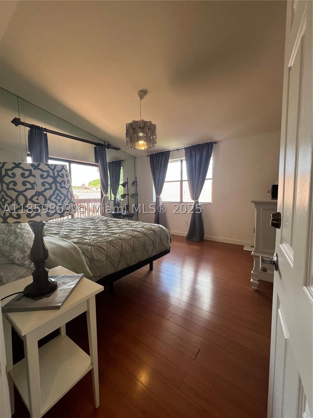 Real estate property located at 4910 149th Ct #11B, Miami-dade, Lakes Meadow Vilg Homes C, Miami, FL