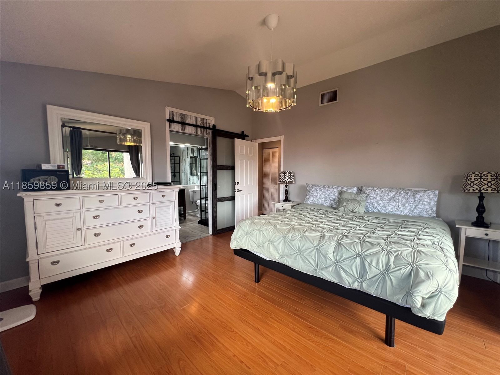 Real estate property located at 4910 149th Ct #11B, Miami-dade, Lakes Meadow Vilg Homes C, Miami, FL
