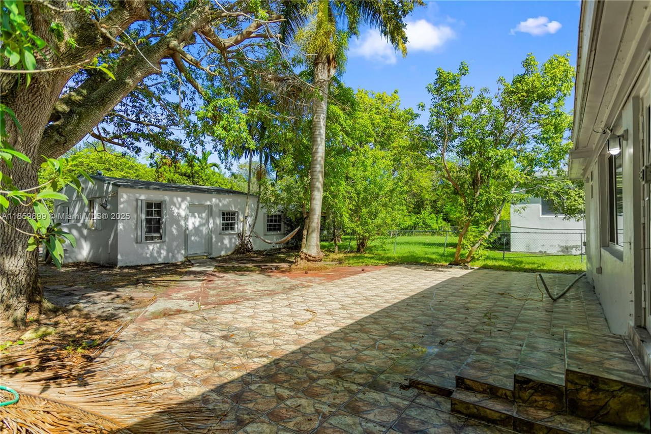 Real estate property located at 14443 Biscayne River Rd, Miami-dade, Biscayne Gardens Sec E Pa, Miami, FL
