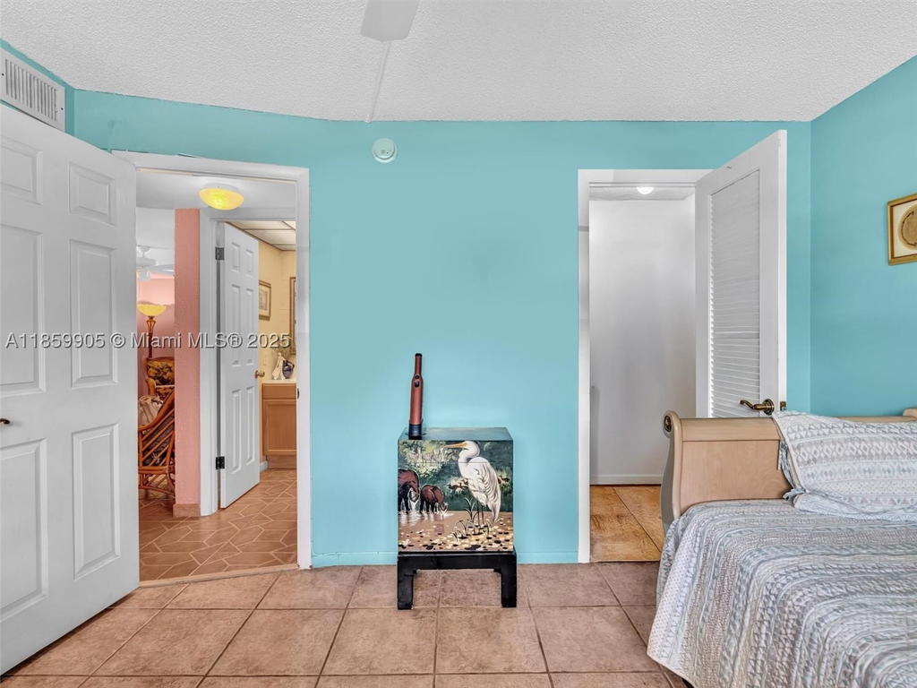 Real estate property located at 8020 Sunrise Lakes Dr #110, Broward, Sunrise Lakes 25 Condo, Sunrise, FL