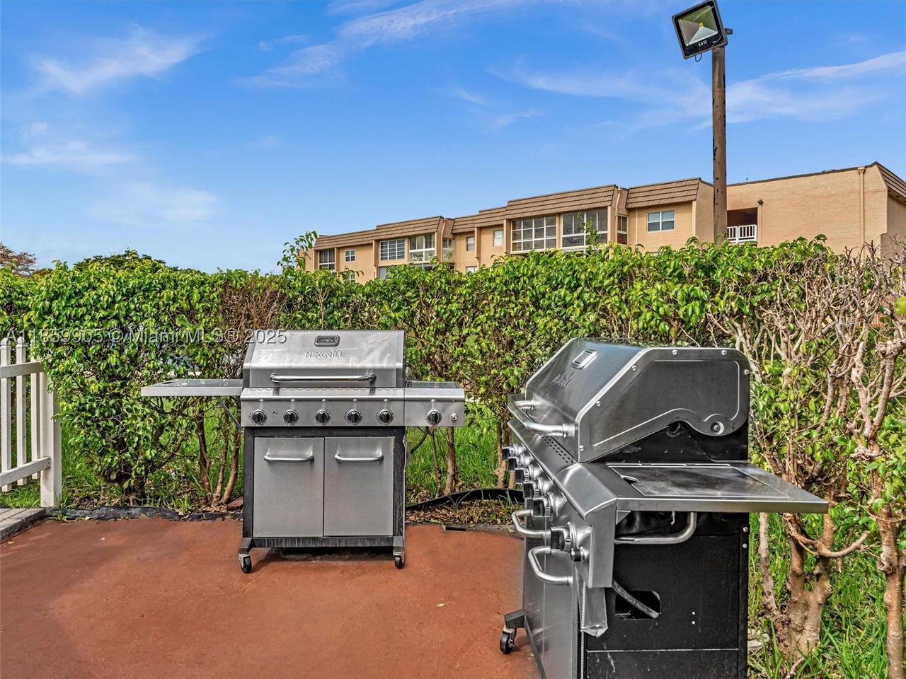 Real estate property located at 8020 Sunrise Lakes Dr #110, Broward, Sunrise Lakes 25 Condo, Sunrise, FL
