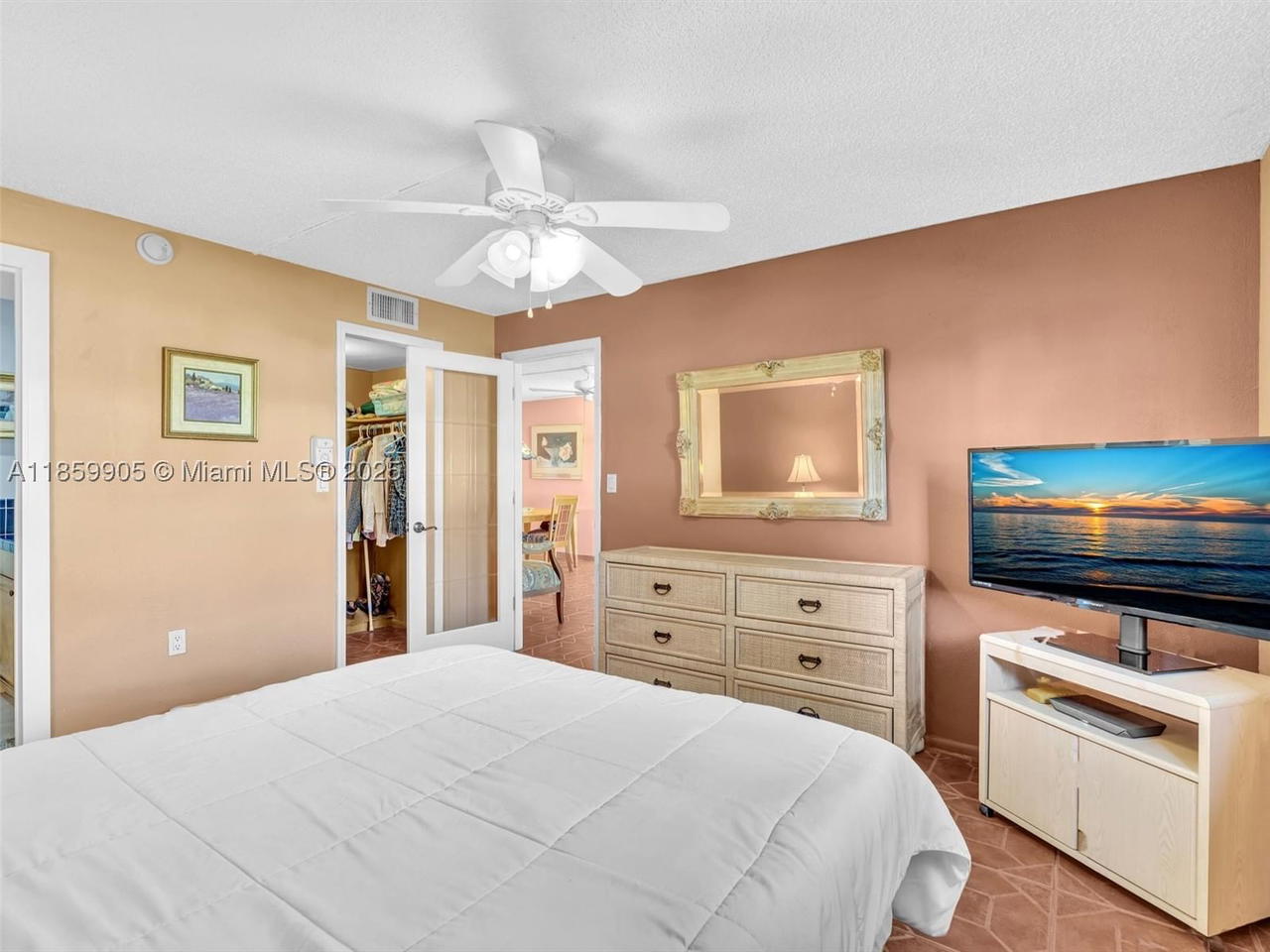 Real estate property located at 8020 Sunrise Lakes Dr #110, Broward, Sunrise Lakes 25 Condo, Sunrise, FL