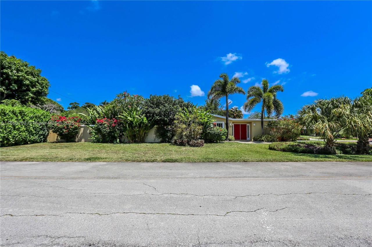 Real estate property located at 2109 2nd Avenue, Broward, Tropical Palms, Wilton Manors, FL