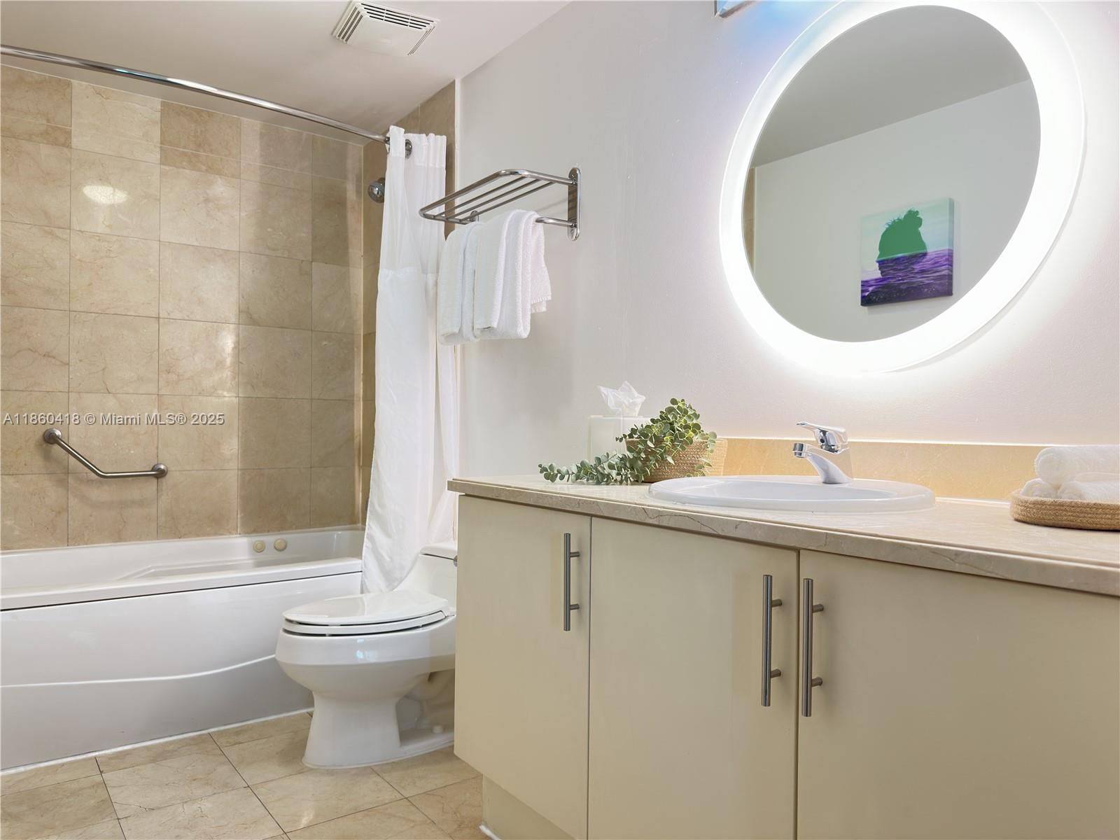 Real estate property located at 2889 Mcfarlane Rd #1814, Miami-dade, Mutiny Park Condo, Miami, FL