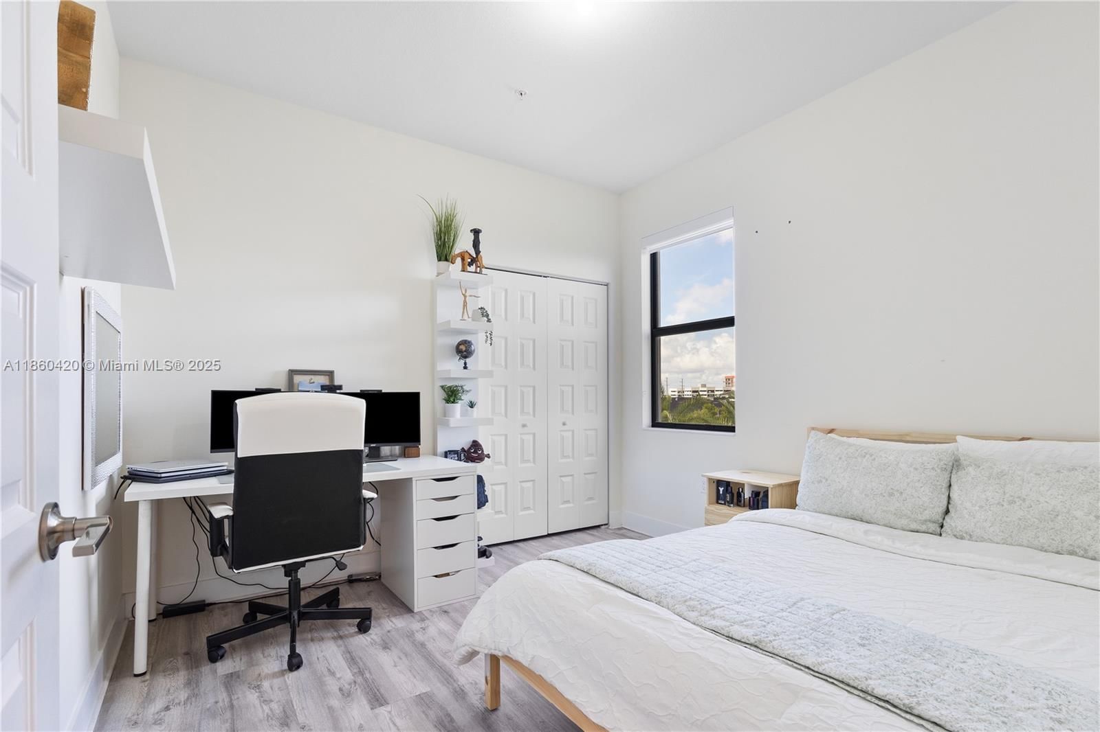 Real estate property located at 7905 104th Ave #34, Miami-dade, Grand Bay South Villas, Doral, FL