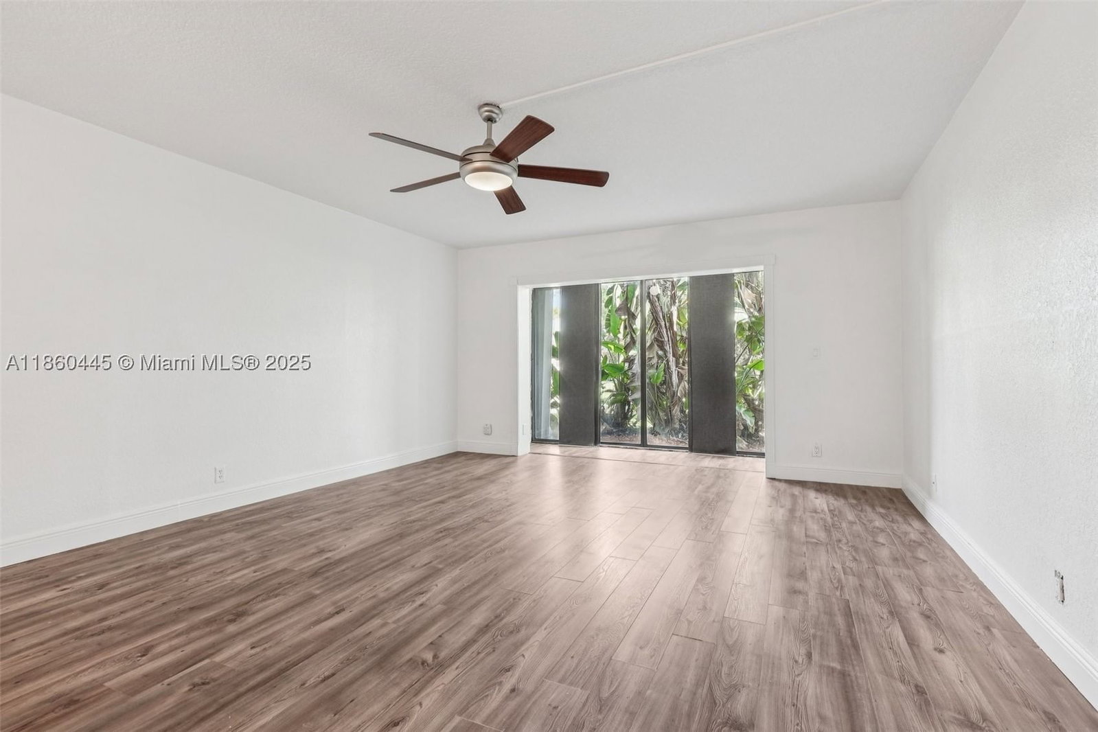 Real estate property located at 195 Lakeview Dr #105, Broward, Racquet Club Apartments A, Weston, FL