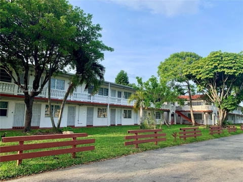 Real estate property located at 175 203rd Ter #6, Miami-dade, Ro-mont South Condo B, Miami Gardens, FL