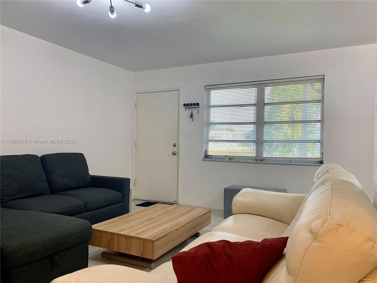 Real estate property located at 175 203rd Ter #6, Miami-dade, Ro-mont South Condo B, Miami Gardens, FL