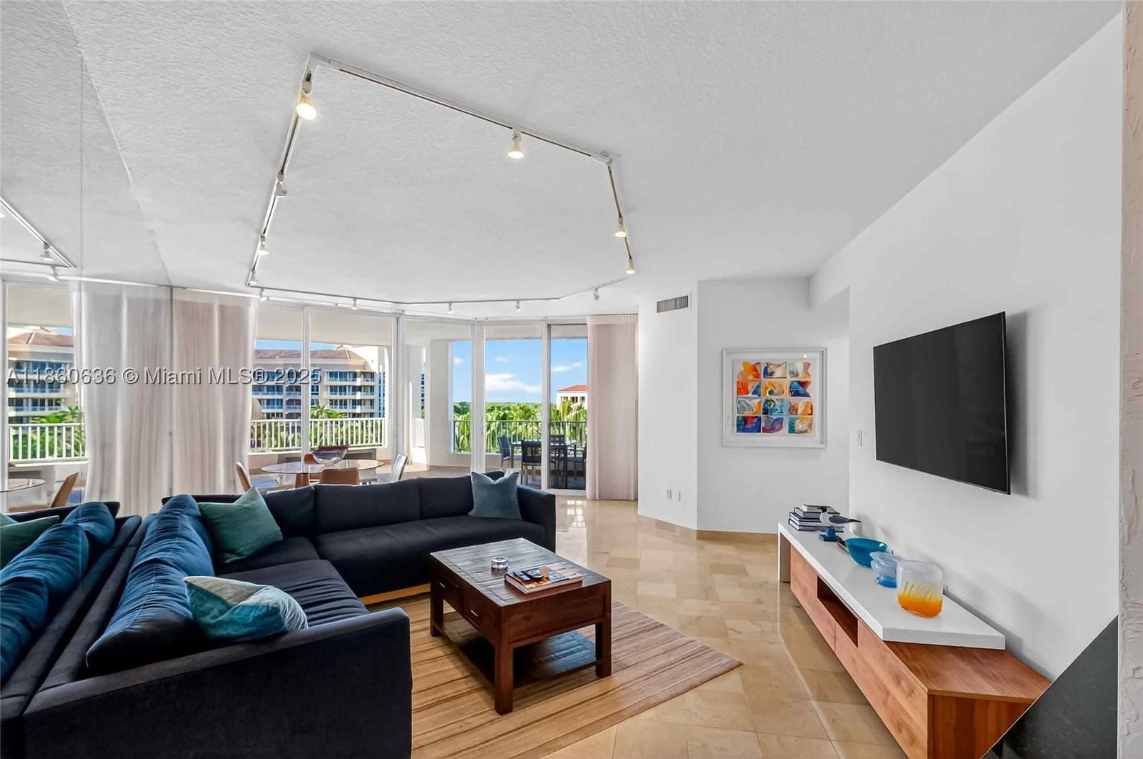 Real estate property located at 715 Crandon Blvd PH-5, Miami-dade, Resort Villa Two Condo, Key Biscayne, FL