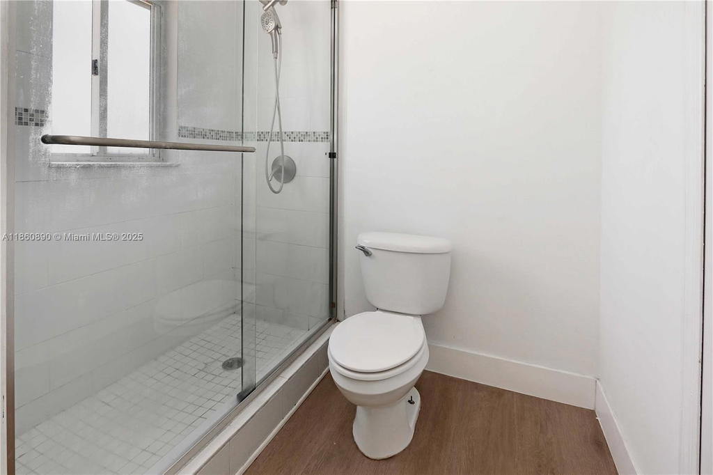 Real estate property located at 5725 109th Ave #26, Miami-dade, Doral Grand Condo, Doral, FL