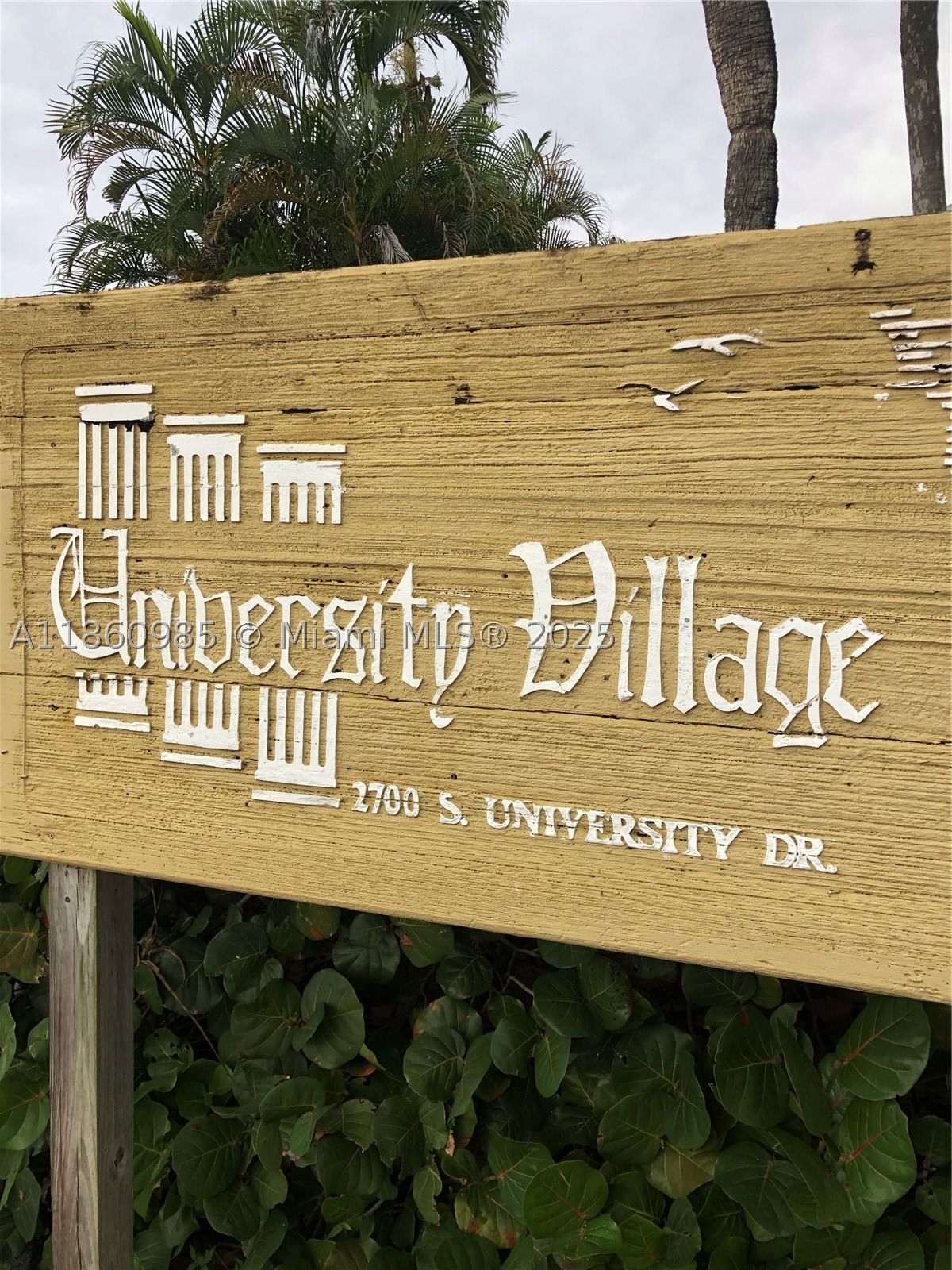 Real estate property located at 2800 University Dr #2A, Broward, University Village East I, Davie, FL