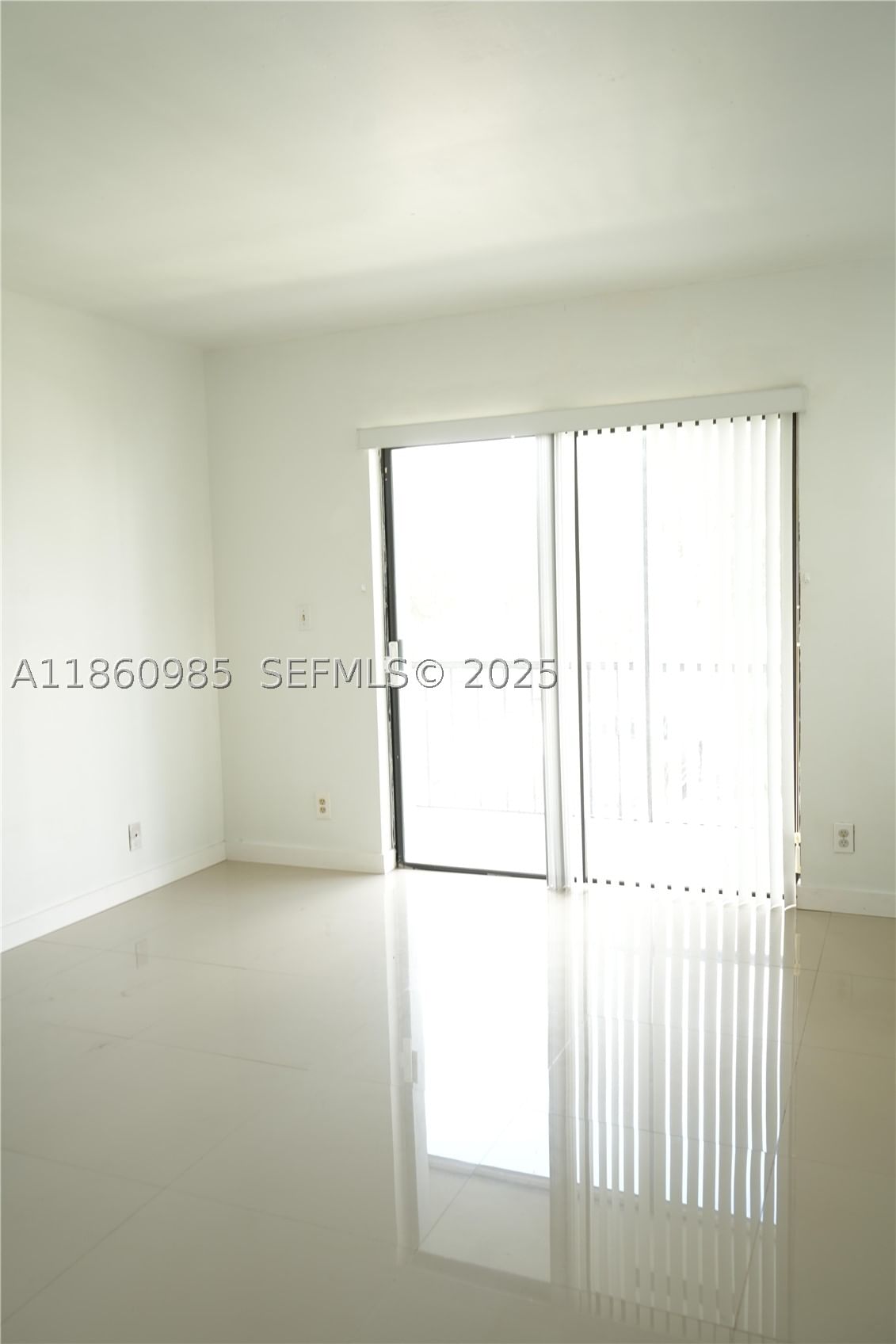 Real estate property located at 2800 University Dr #2A, Broward, University Village East I, Davie, FL