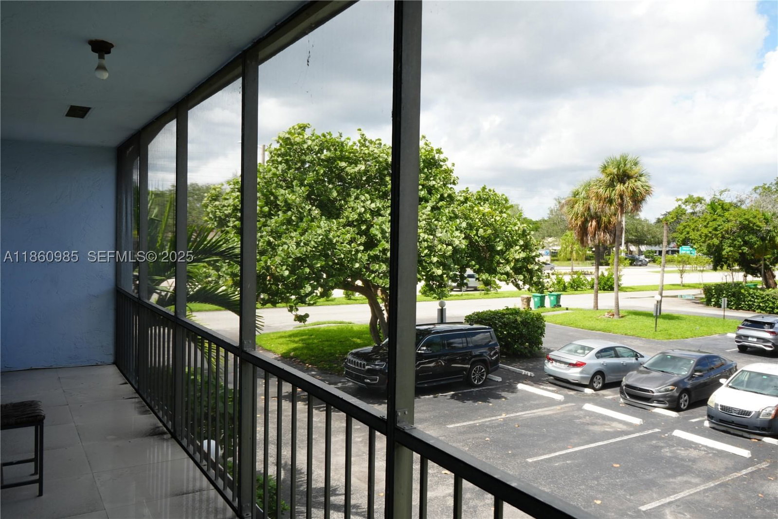 Real estate property located at 2800 University Dr #2A, Broward, University Village East I, Davie, FL
