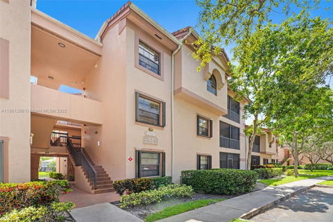 Real estate property located at 10700 14th St #154, Broward, Optima Village I-c Condo, Plantation, FL