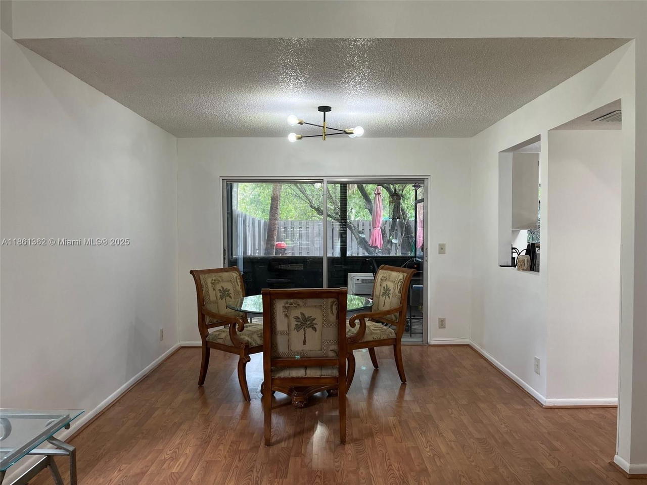 Real estate property located at 640 Woodgate Ln A, Broward, Woodgate Condominium 14, Sunrise, FL