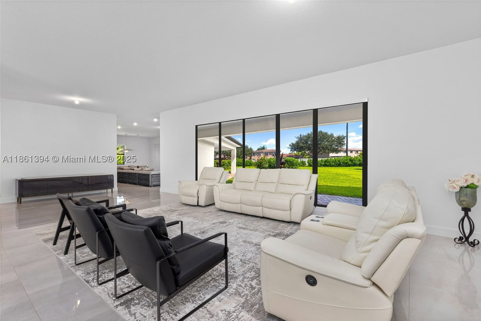 Real estate property located at 11125 Sierra Ranch Dr, Broward, Sierra Estates, Davie, FL