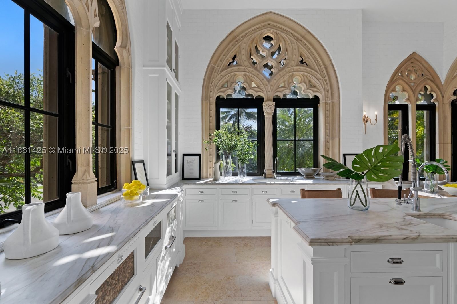 Real estate property located at 1840 Bayshore Ln, Miami-dade, Tenzer Plat, Miami, FL